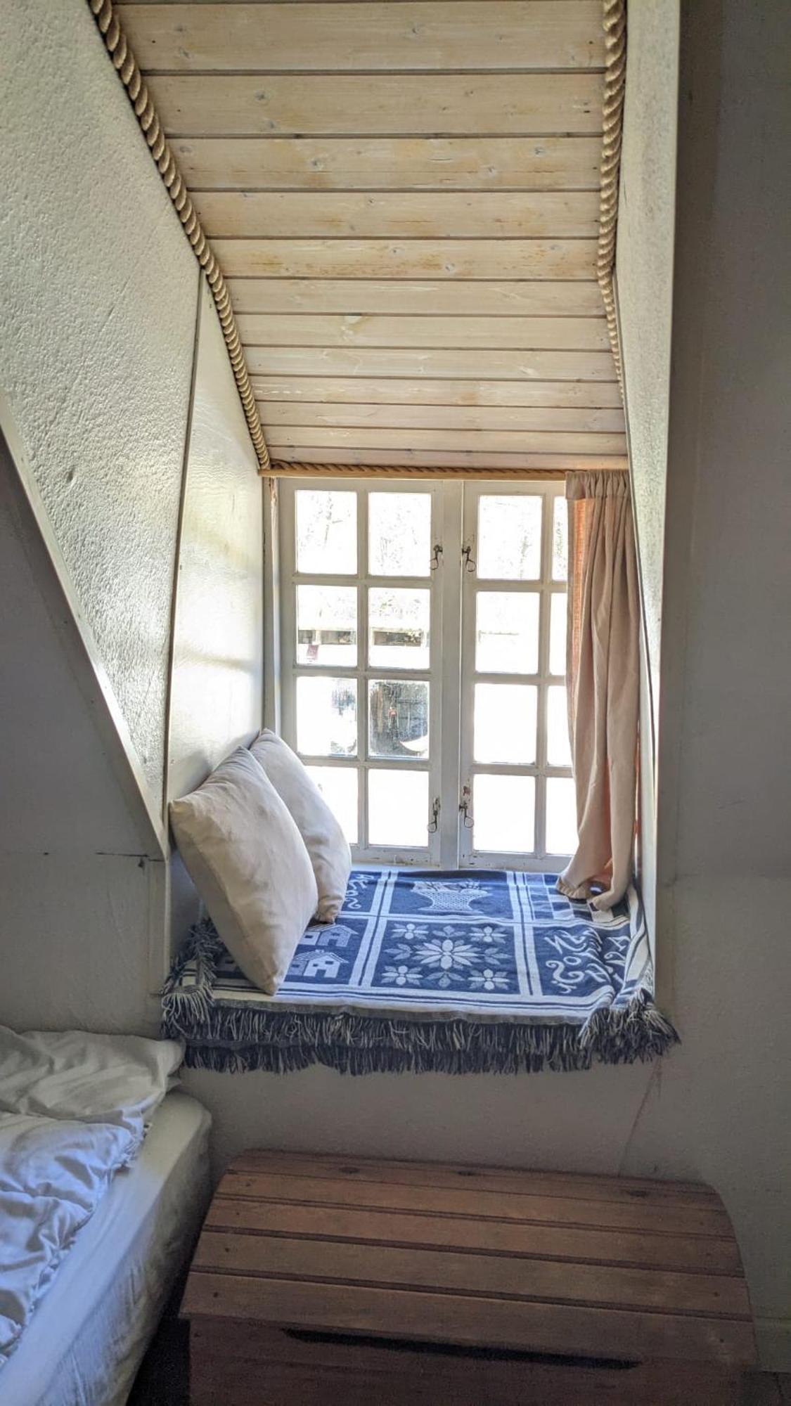 A Pousada Gemuetliches Reetdachhaus Mit Kaminofen Ribe Exterior foto